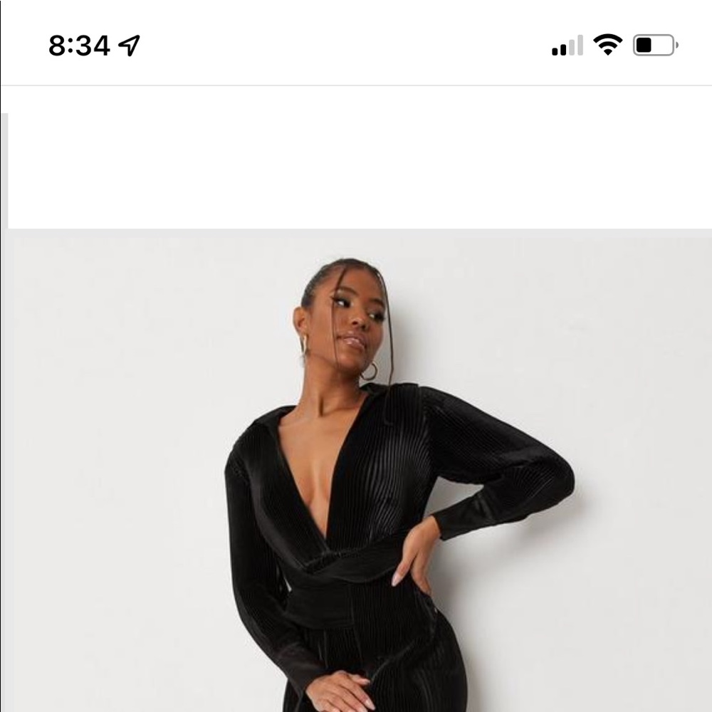Iconic MISS GUIDED X CARLI BYBEL dress with slit